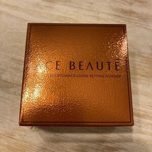 ACE Beaute Effortless Radiance Loose Setting Powder • Fair •‎ 0.05 Oz new in box